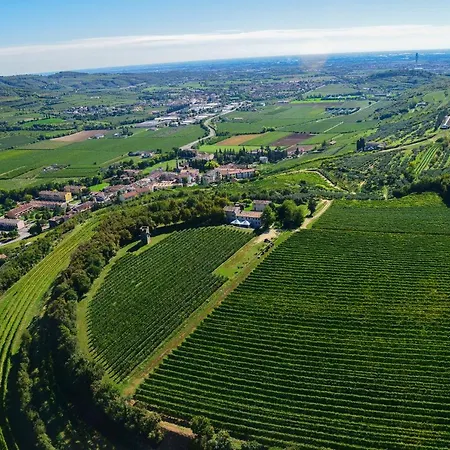 Farma Tenuta Delo Relais Verona