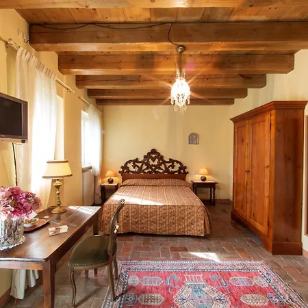 Tenuta Delo Relais בית חווה *