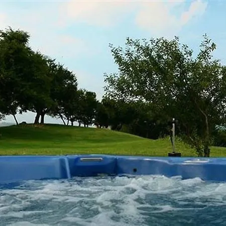 Tenuta Delo Relais בית חווה