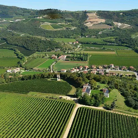 Tenuta Delo Relais Farma Verona